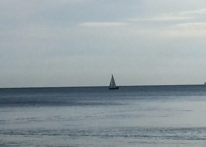 Dream - Victoria By Oneapartments *