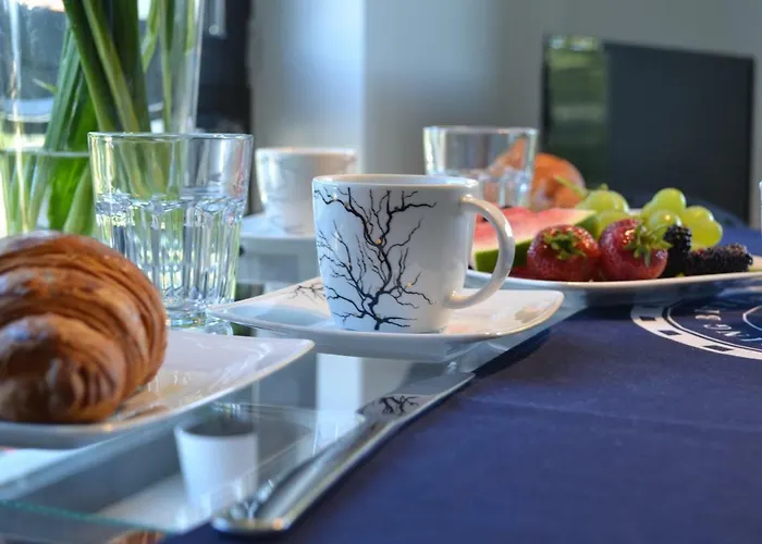 Dream - Victoria By Oneapartments *