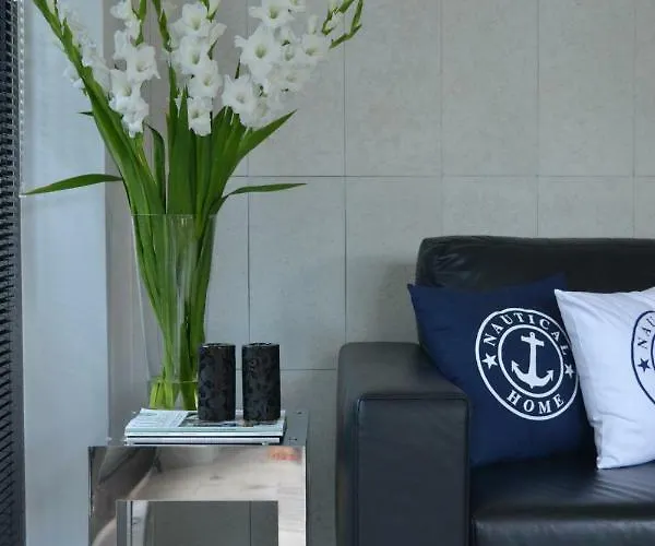 Dream - Victoria By Oneapartments Appartement